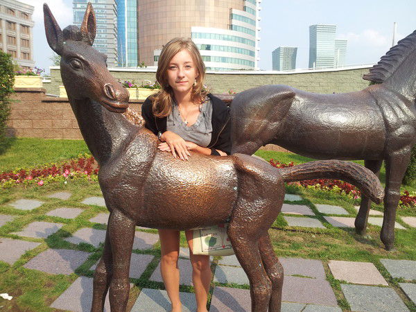 Александра Колесникова