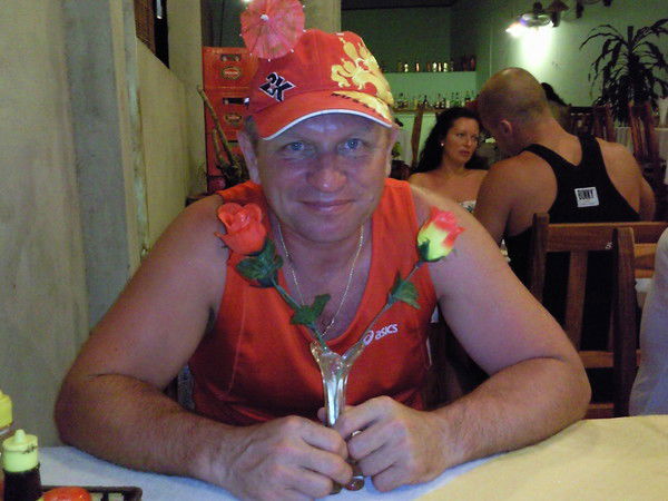 Андрей Панин