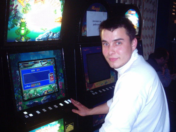 Алeксaндр Сaдовин