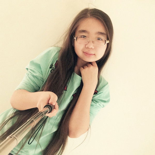 Аклия Усенова