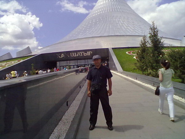 Жанай Мукажанов