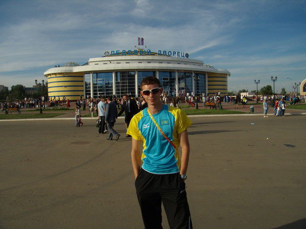 Анатолий Крахмалёв