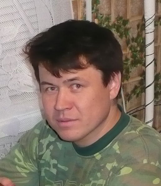 Андрей Хозяинов