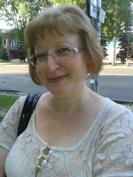 Лариса Санина