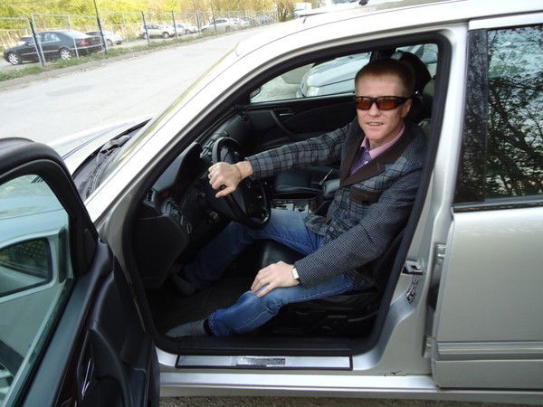 Сергей Устинов