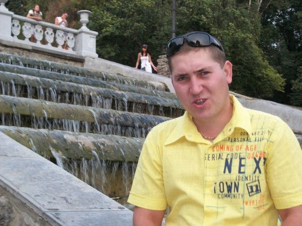 Александр Олейник