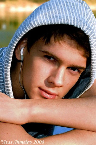 Евгений Иванов