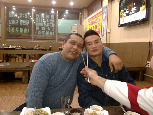 Олмос Эргашев