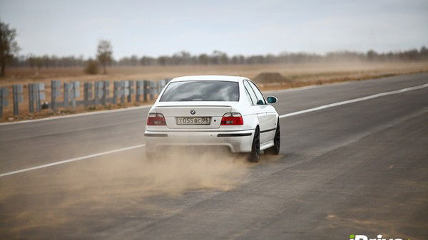 Лена Нескоромная