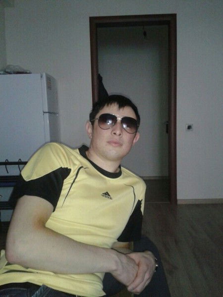 Болат. Кучукпаев.