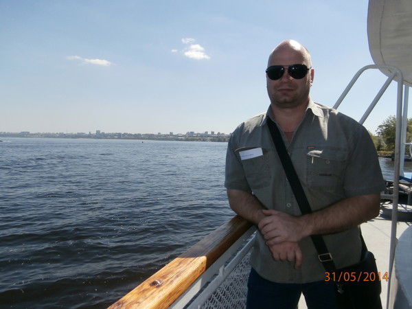 Михаил Иванов