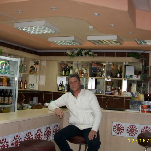 Олег Фонарев