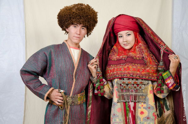 Аиг Туремуратовы