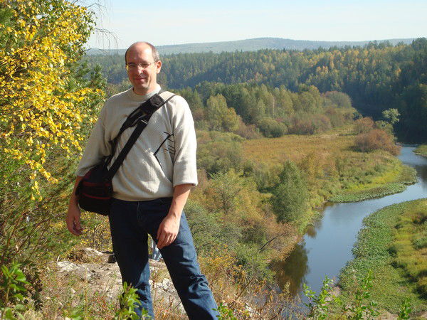 Илья Шапаренко