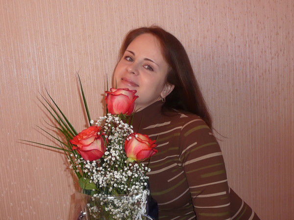 Елена Попова