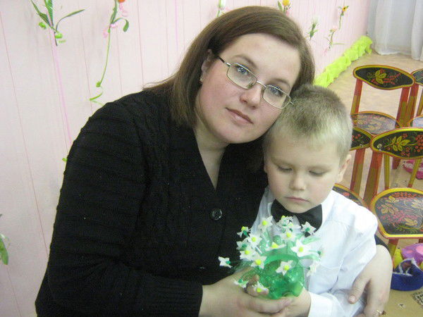 Елена Михайлова