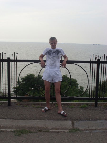 Влад Мельников