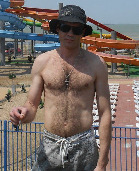 Александр Неверов