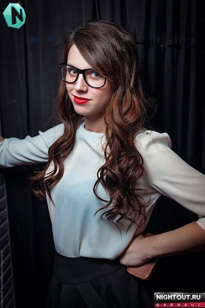 Елена Захарова