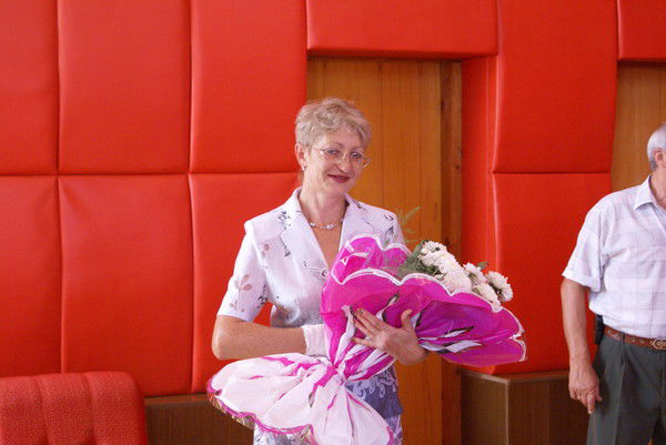 Надежда Костоева