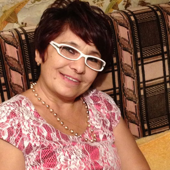 Нора Якубова