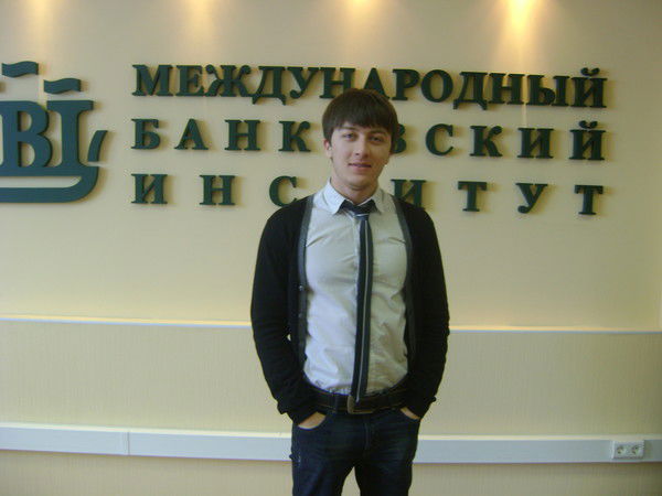 Шохрух Юсупов