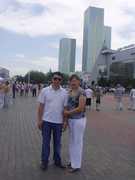 Алишер Хусанов