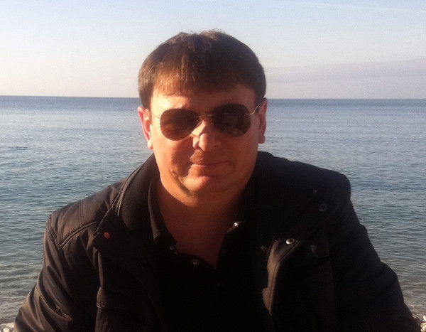 Александр Волков