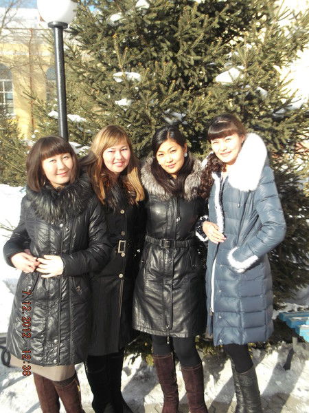 Жансая Aхмадиева