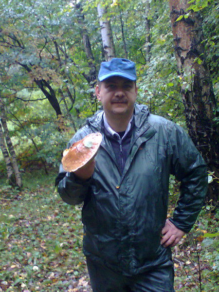 Николай Петров