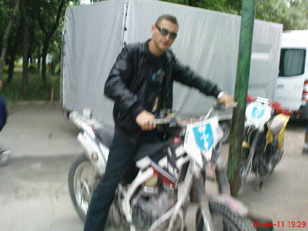 Александр Плугатырь