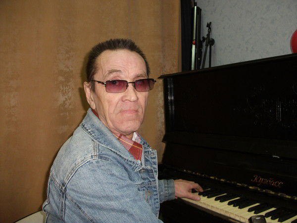 Анатолий Касаткин