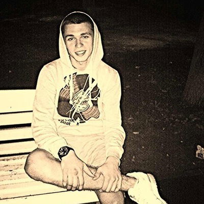 Артем Дементьев