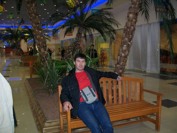 Евгений Романов