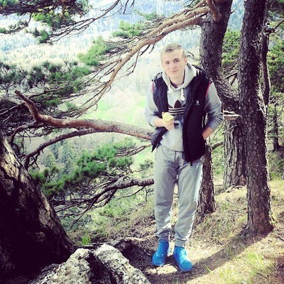 Дмитрий Вакалов