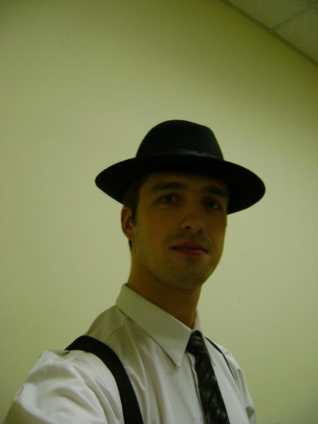 Неизвестно Неизвестно