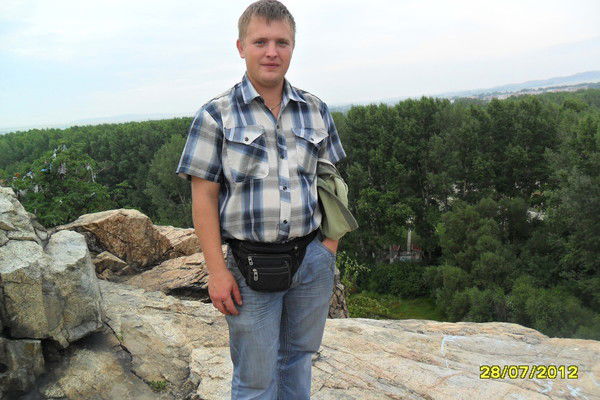 Александр Омегов