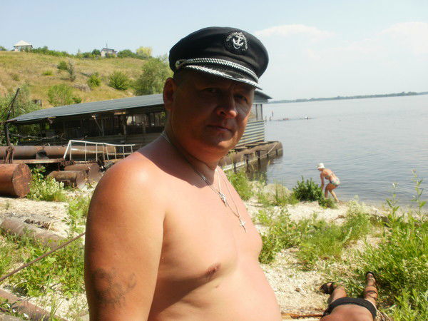 Олег Муратов