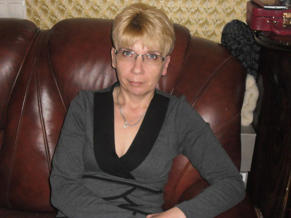 Елена Устинович