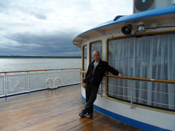 Николай Петров