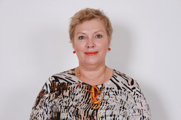 Людмила Никонова