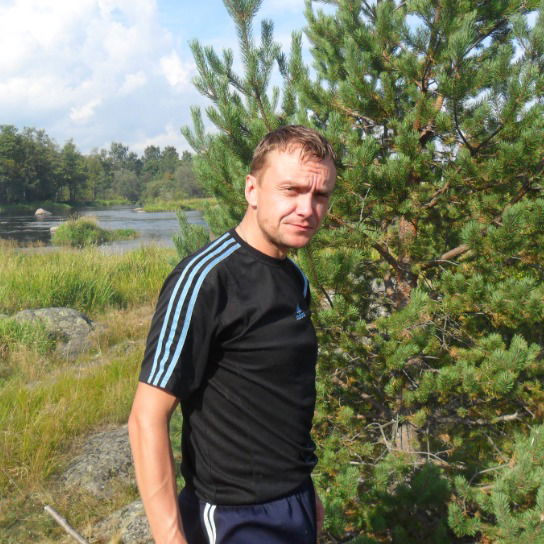 Тарас Шкуренко