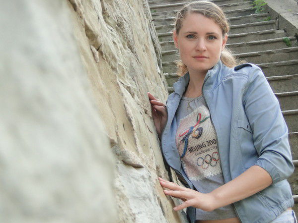 Елена Балахонова