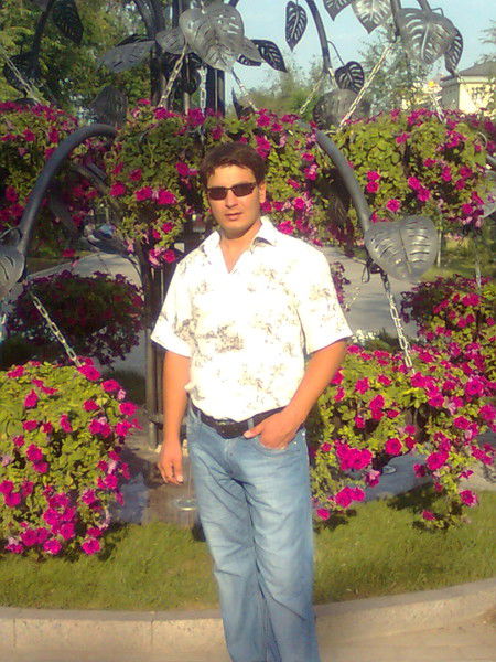 Владимир Кардаш