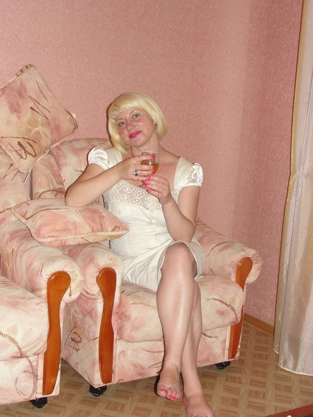 Елена Столярова