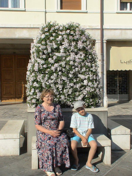 Нина Ватлашова