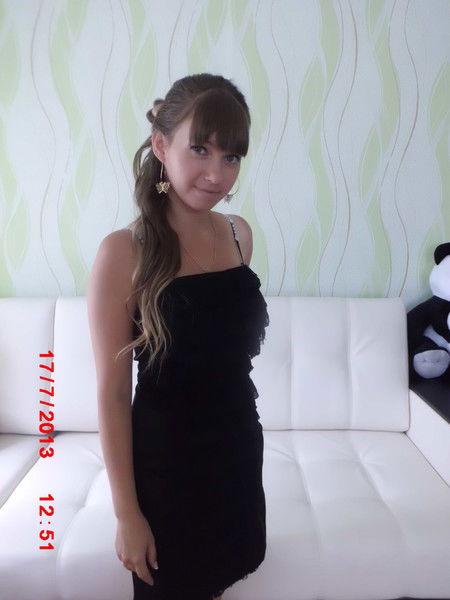 Лена Моджарова