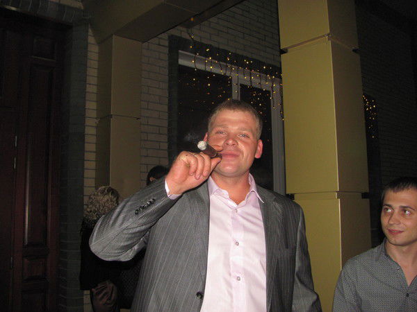 Артем Лопата