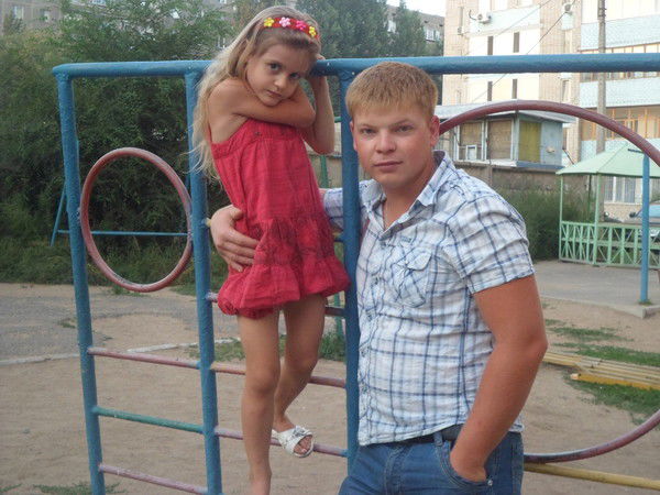 Андрей Шатов