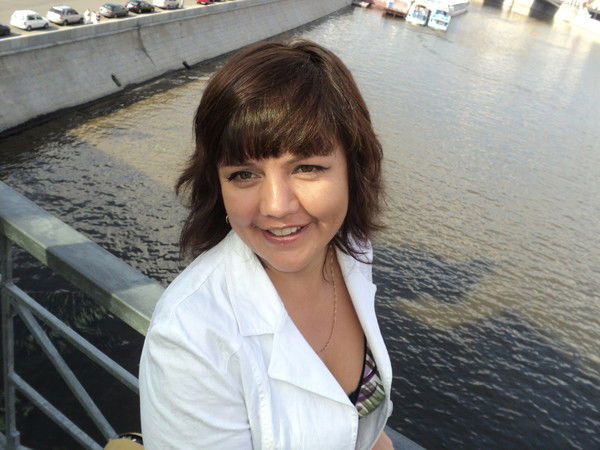 Светлана Санжарова